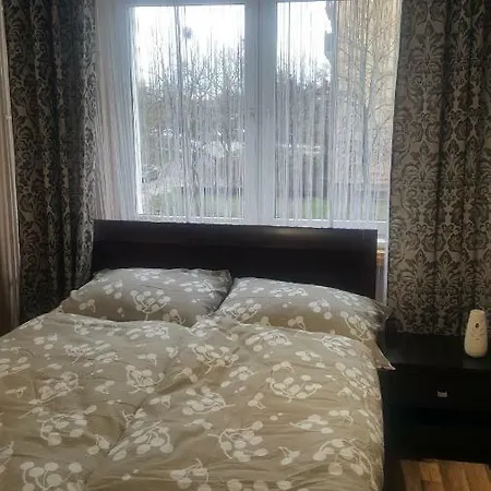 Mieszkanie Pod 7 *